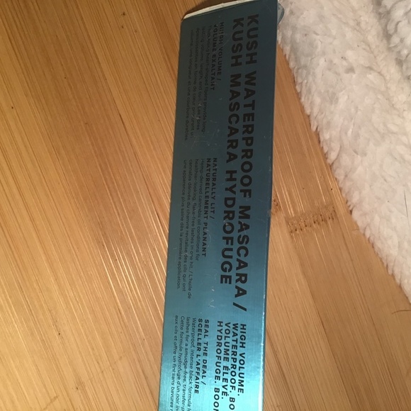 Milk makeup kush mascara in black - Picture 3 of 10